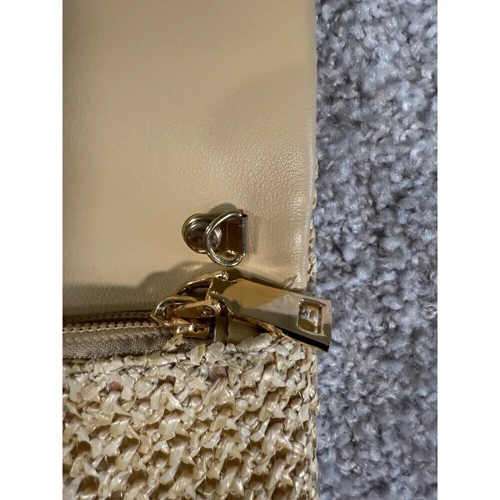 Urban Expressions Woven Straw Clutch – 6.5” x 10.5” – Perfect Condition